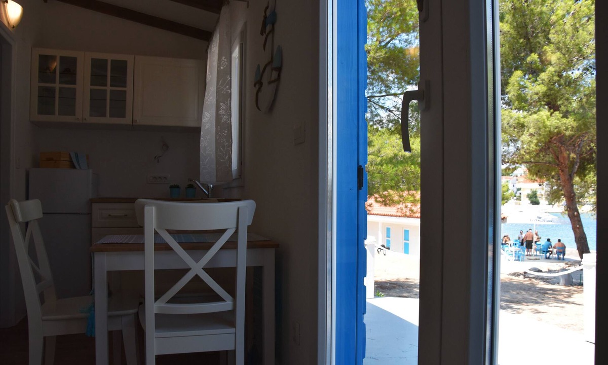 Jezera House | Levantara Kamp