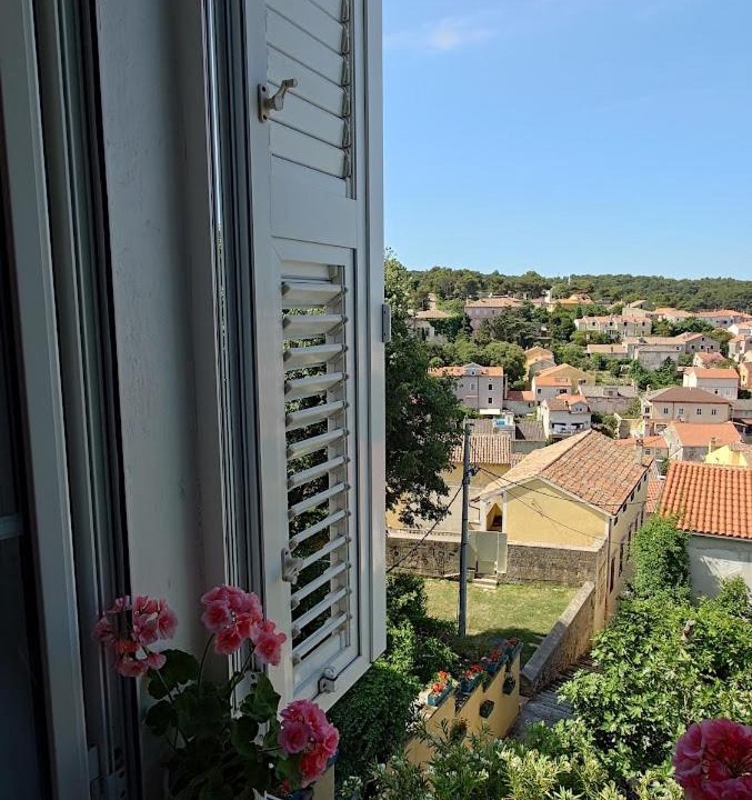 Cove Murtar Apartment | Lošinj Old Town Heritage Apartments