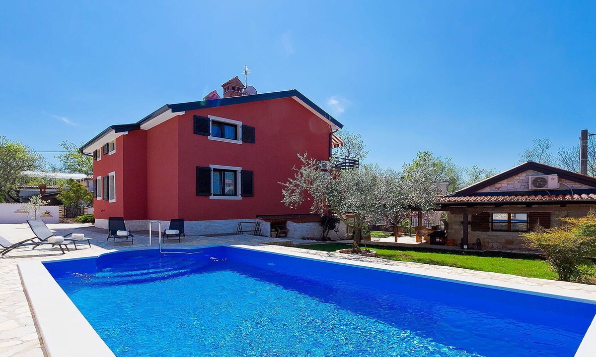 Valica Apartment | Lovely apartment for 6 people with private pool, WIFI, A/C, TV and terrace