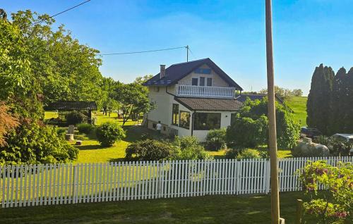 Erdut House | Lovely Home In Aljmas With Sauna
