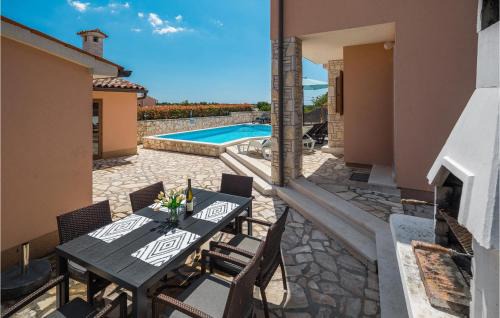 Orihi House | Lovely Home In Barban With Outdoor Swimming Pool