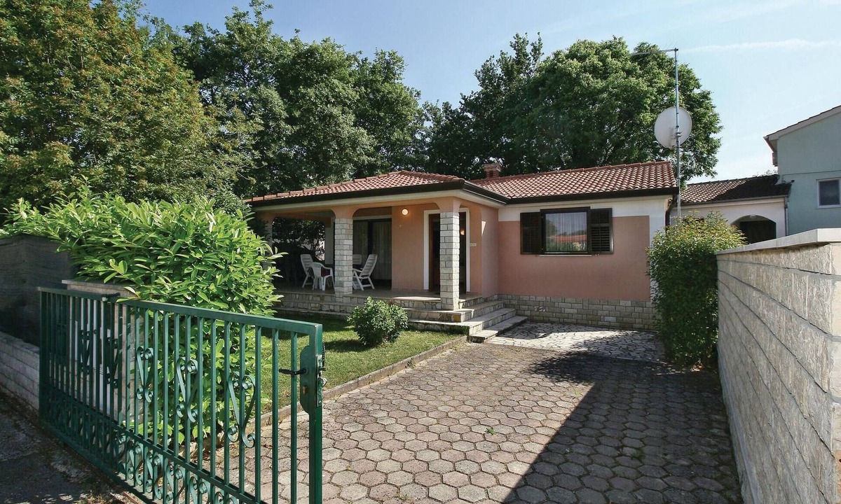 Antonci House | Lovely home in Porec with WiFi
