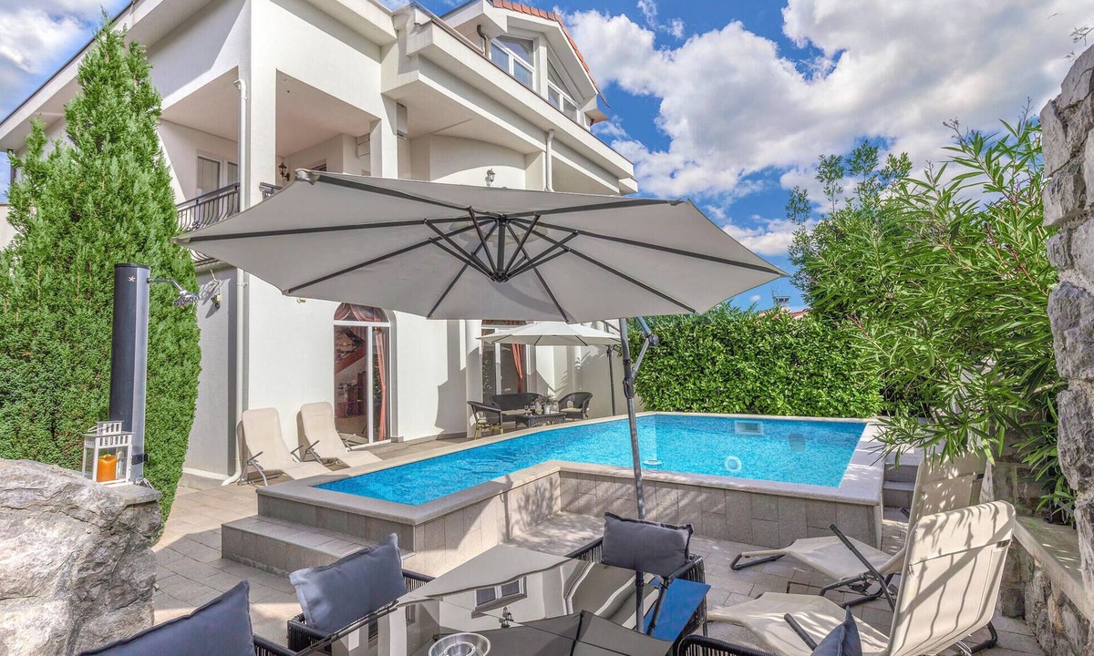 Veprinac House | Lovely home in Veprinac