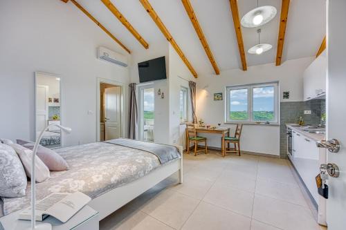 Kringa Apartment | LOVOR - Cozy Apartment in the Green Heart of Istria
