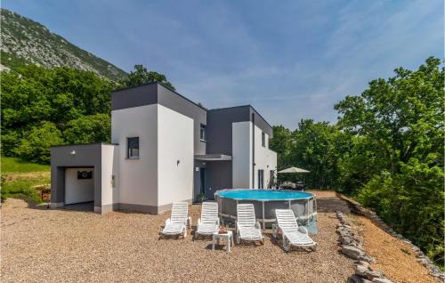 Vinodolska opcina House | Luxurious Home In Drivenik