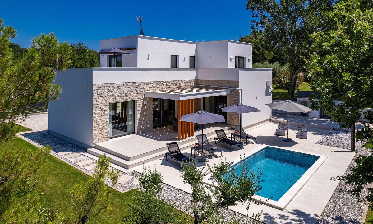 Marasi House | Luxurious home in Marasi