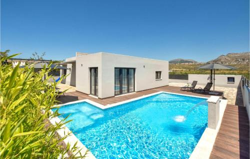 Kamen House | Luxurious Home In Split