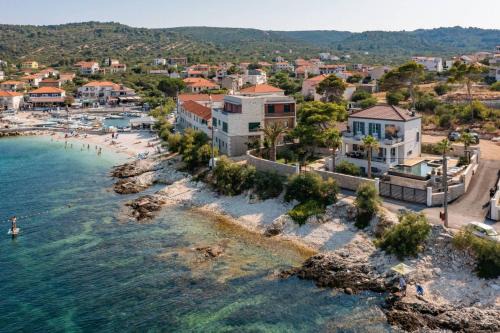 Slatine Villa | Luxury beachfront villa Sensation Ciovo with pool & jacuzzi