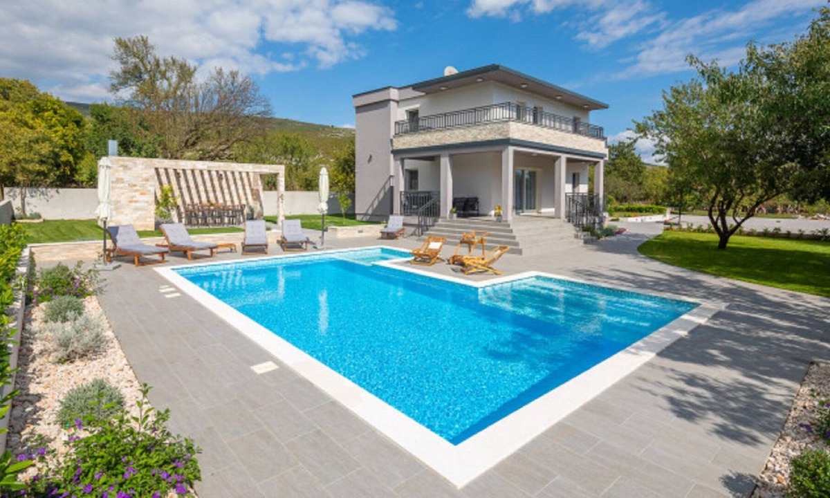 Dicmo Villa | Luxury Pool Villa Dali, Sičane, Croatia