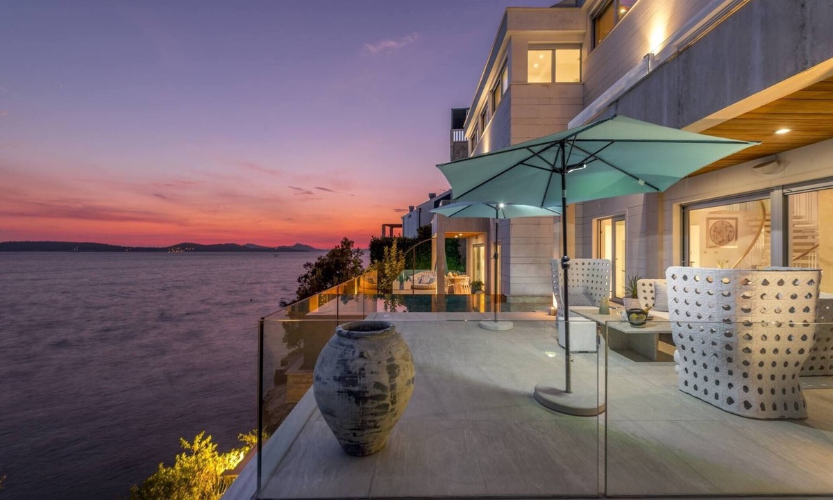 Lozica Villa | Luxury Seafront Villa Dubrovnik Lux Life with Pool