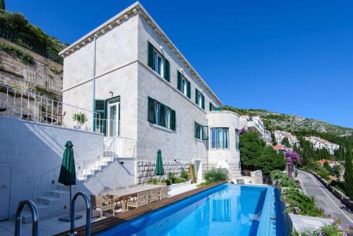 Dubrovnik Villa | Luxury Villa Castello Dubrovnik with pool & sauna near Old Town