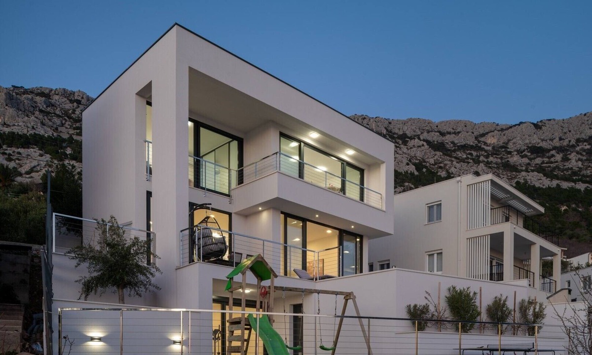 Brela Villa | Luxury Villa Ivana Brela heated pool 28 m2, gym, bbq, family