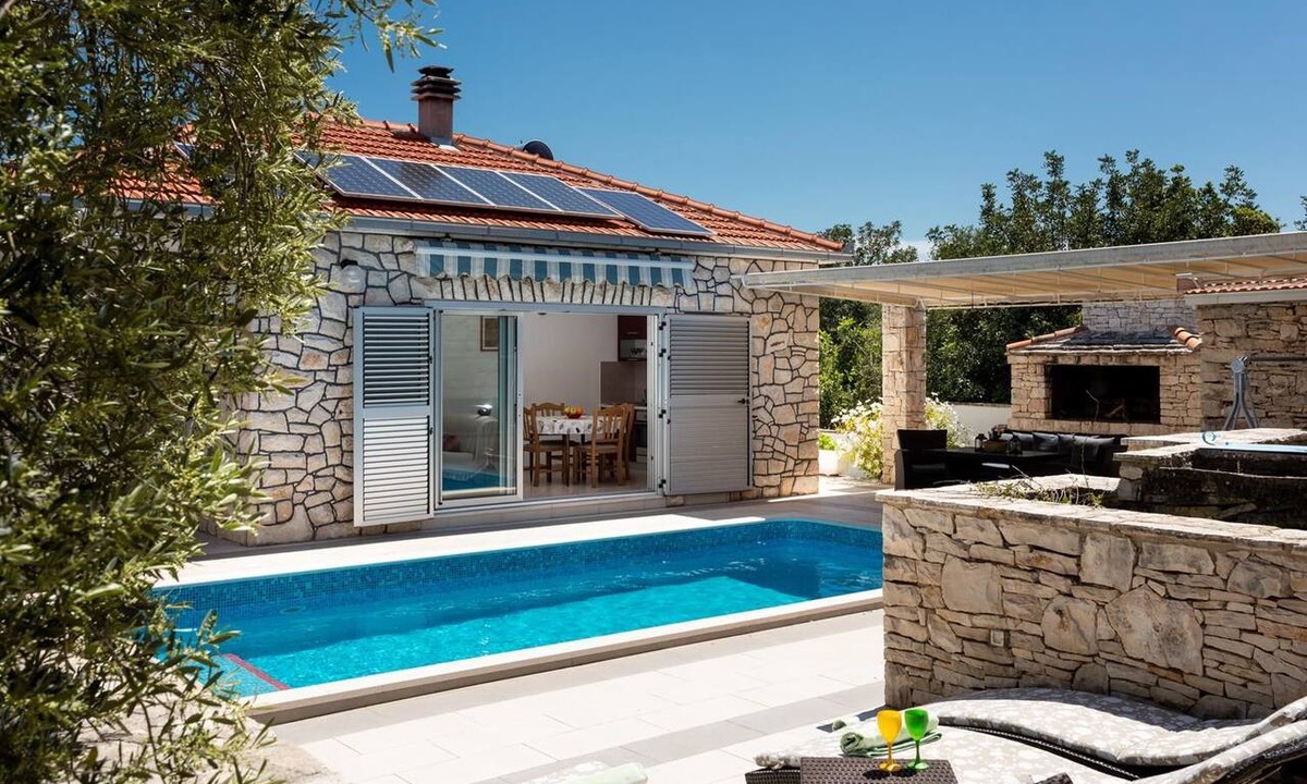 Vela Luka House | Mediterranean stone house with Private Pool