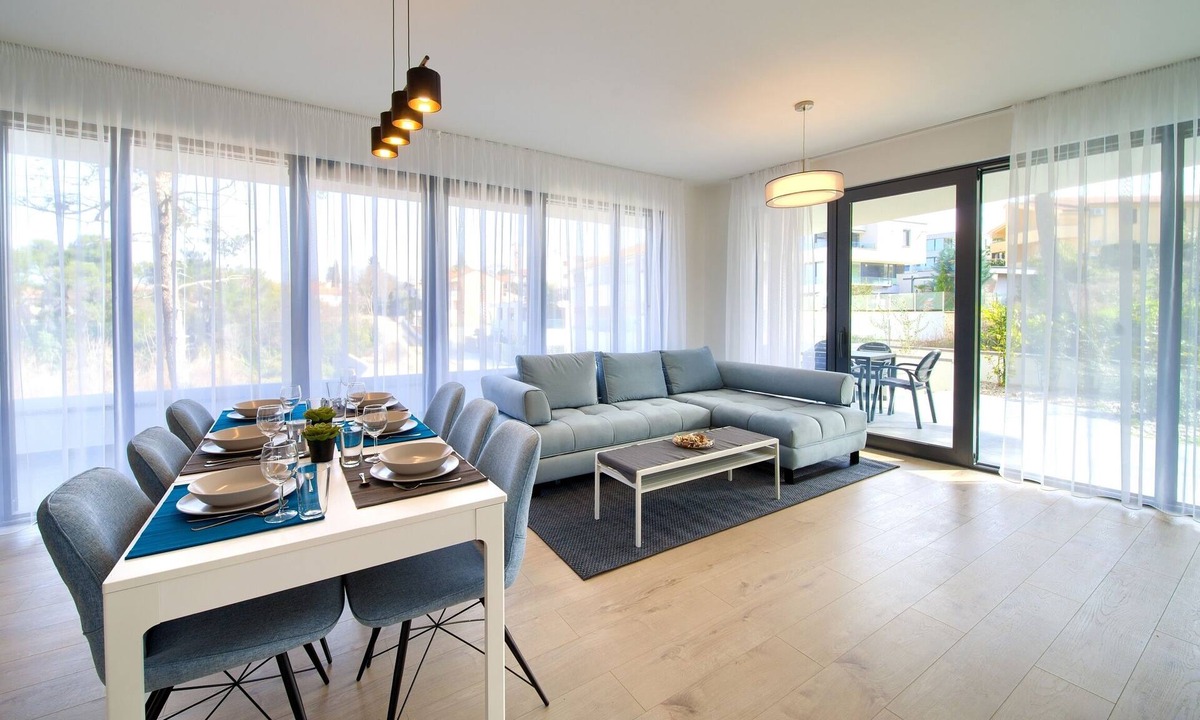 Milcetici Apartment | Modern vacation apartment in Malinska with a covered terrace
