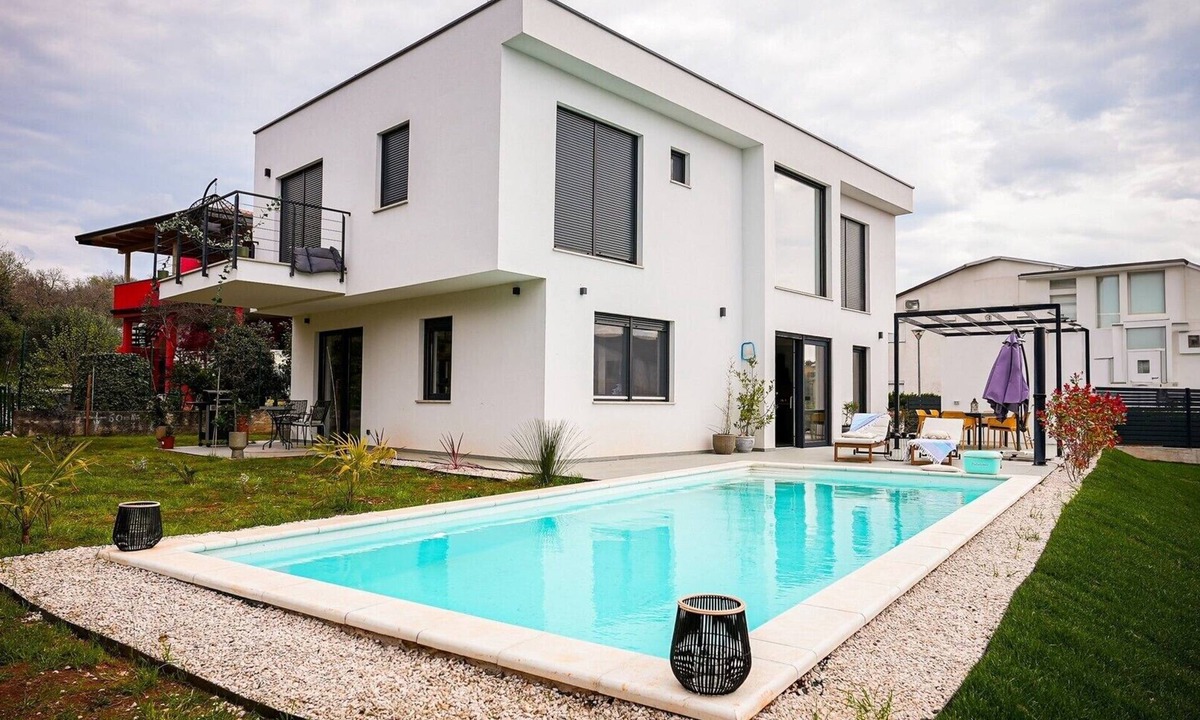 Valica Villa | Modern Villa Noel with swimming pool