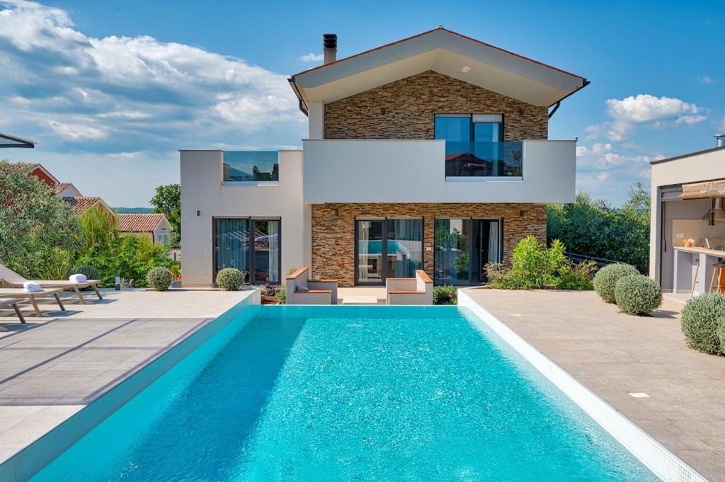 Pula Apartment | Modernly decorated House in Pula