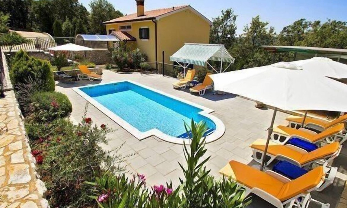 Ripenda Kosi House | Modernly equipped holiday home in a quiet location
