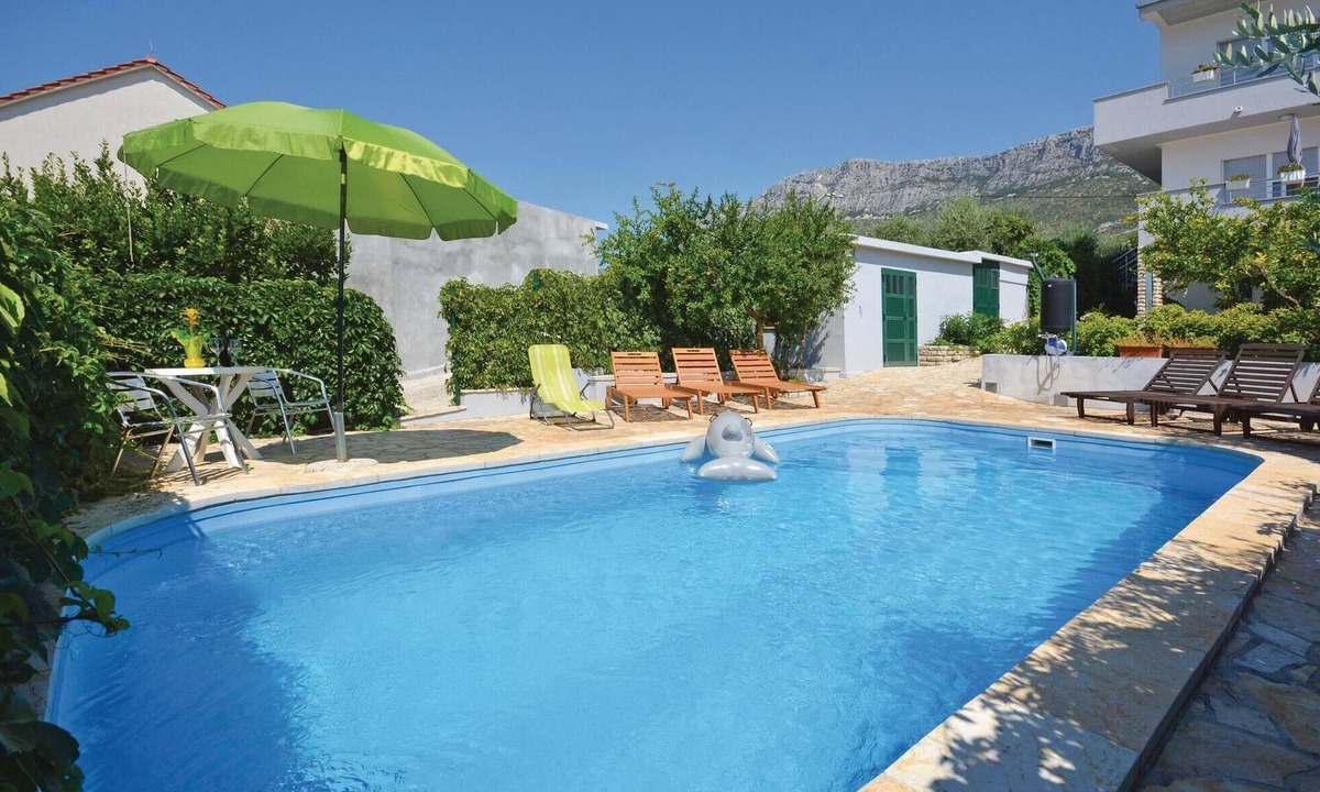 Kastel Sucurac Apartment | Nice apartment in Kastel Sucurac