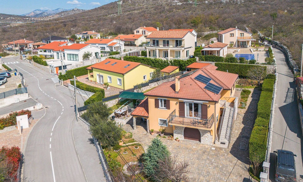 Bakar Apartment | Nice apartment in Krasica with WiFi