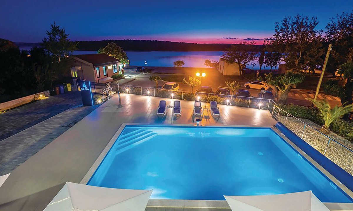 Punat Apartment | Nice apartment in Punat with house sea view