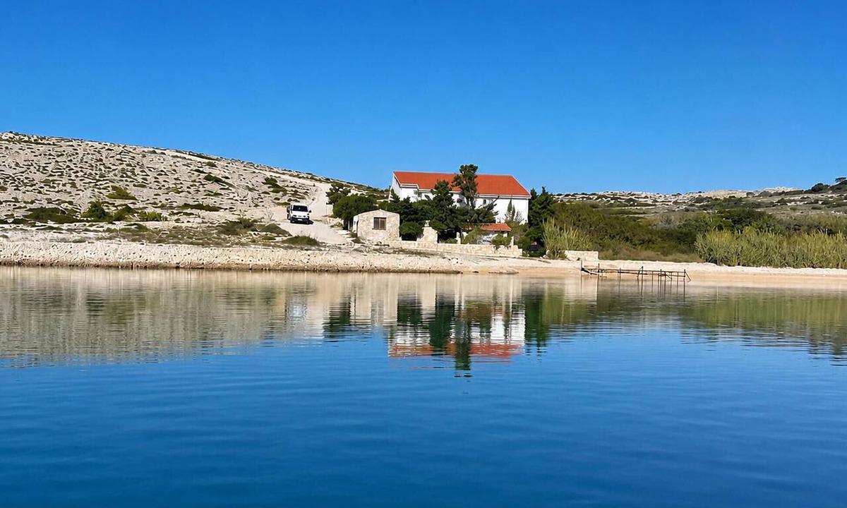Smokvica Apartment | Nice apartment in Smokvica with WiFi