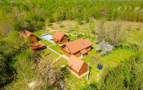 Gospic House | Nice Home In Brezik With Sauna