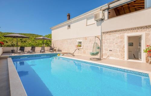 Lovrec House | Nice Home In Dobrince