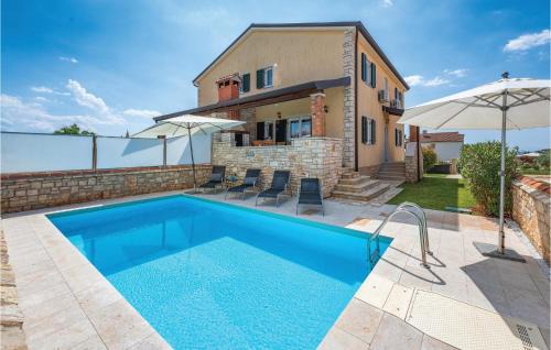 Lovrecica House | Nice Home In Lovrecica