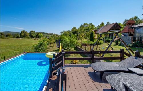 Plaski House | Nice Home In Plaski With House A Panoramic View
