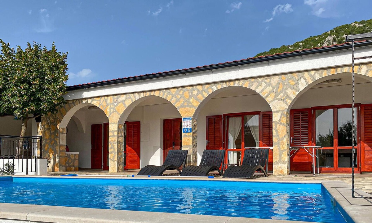 Senj House | Nice home in Starigrad