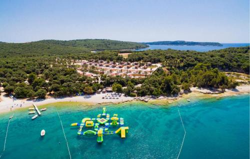 Stinjan Other | Nice Stacaravan In Pula With House Sea View