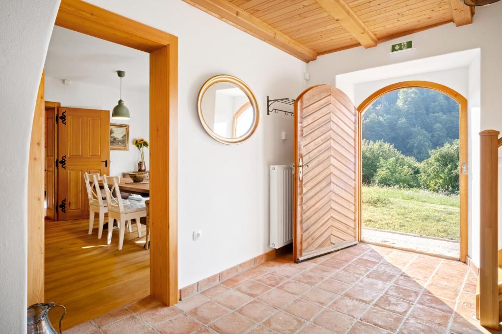 Kamnik House | Old Castle Lodge