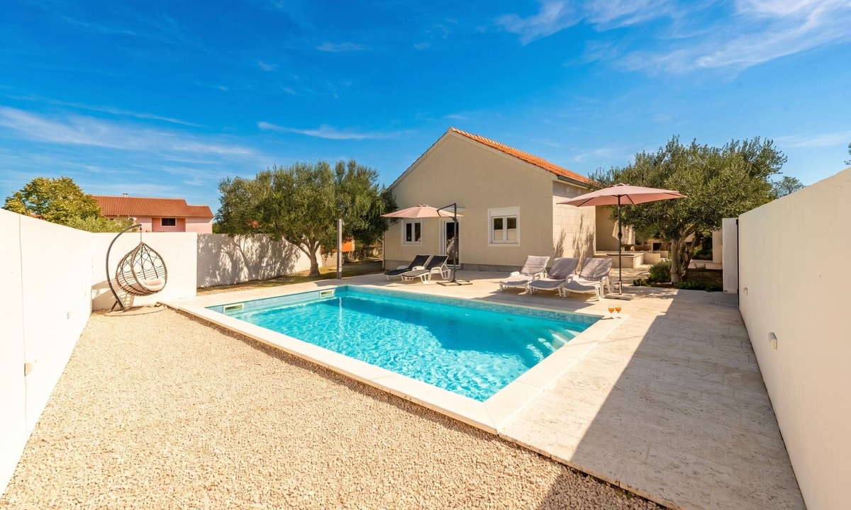 Zemunik Donji House | Olive House Pool & Garden, Zemunik Donji, Croatia