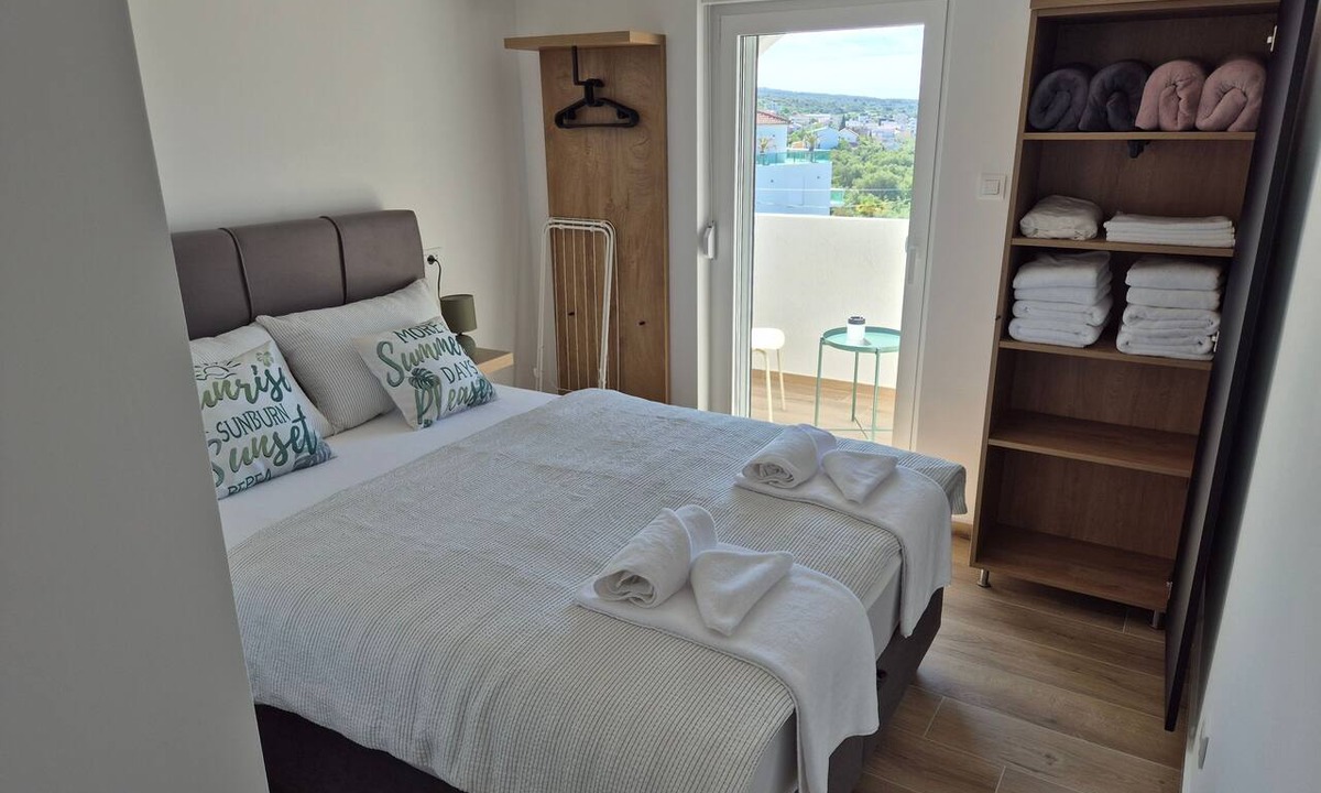 Sveti Petar Apartment | One bedroom apartment with balcony and sea view Sveti Petar, Biograd (A-25850-c)
