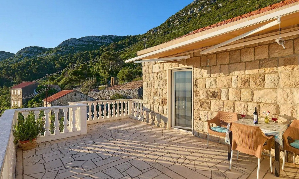 Maranovici Apartment | One bedroom apartment with terrace and sea view Maranovići (Mljet) (A-22339-b)