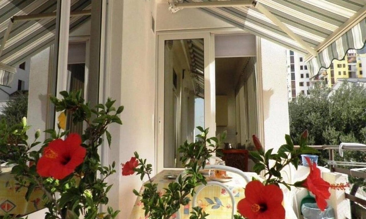 Gorinka Apartment | One bedroom apartment with balcony and sea view Makarska (A-27979-b)