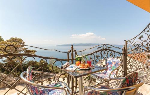 Bratus Apartment | One-Bedroom Apartment In Krvavica