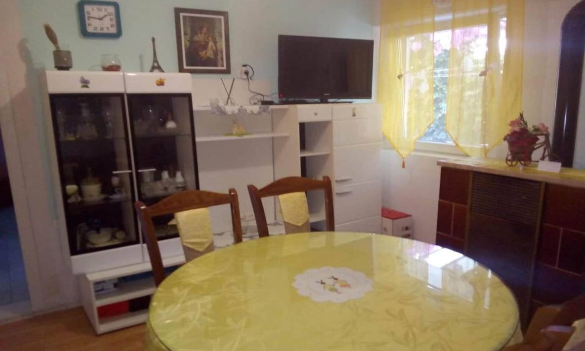 Gradac Apartment | One Bedroom Apartment with Balcony and Sea View