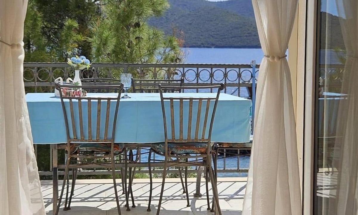Viganj Apartment | One bedroom apartment with terrace and sea view Viganj, Pelješac (A-24522-c)