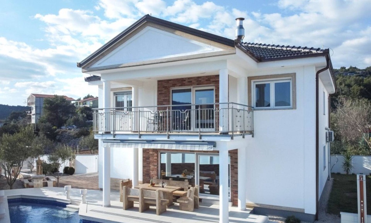 Pomena Apartment | One-Bedroom Apartment with Balcony and Sea View -Summer