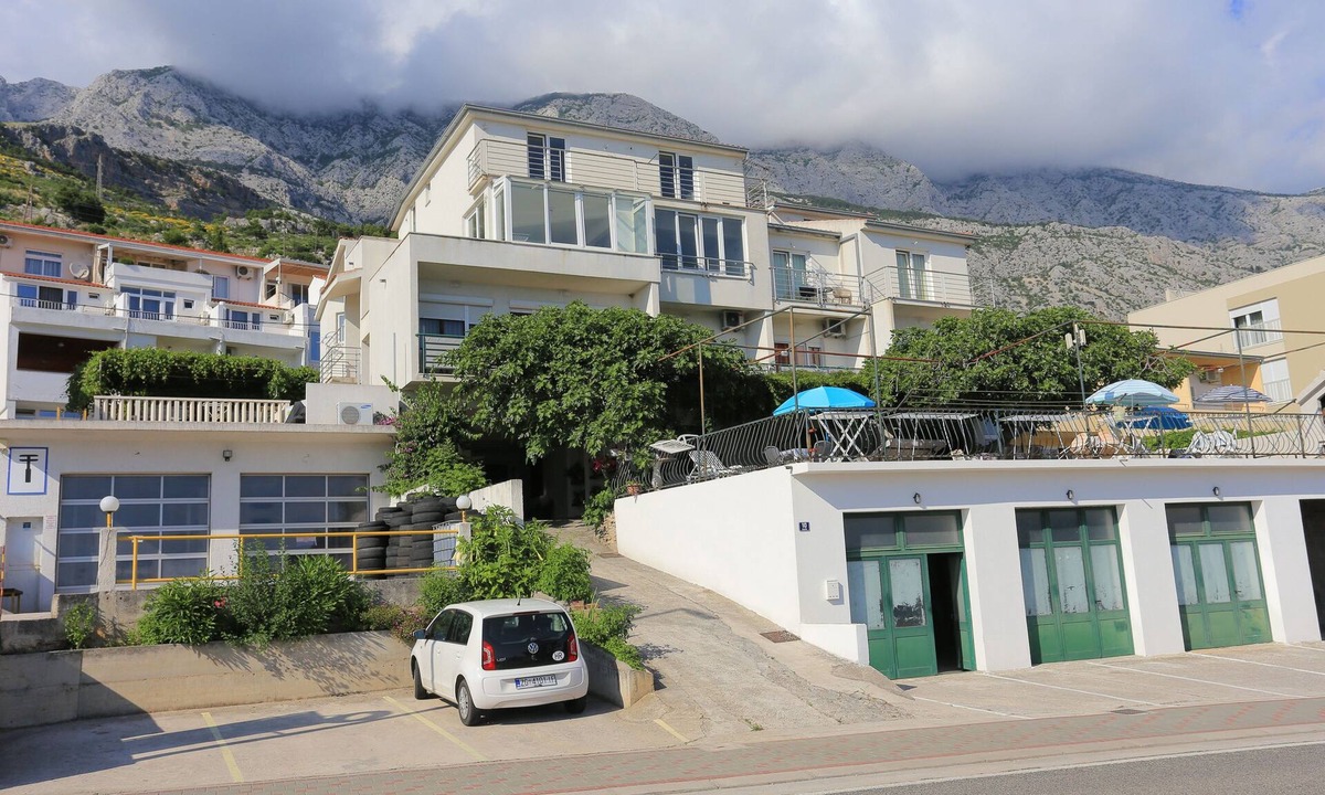 Tucepi Apartment | One bedroom apartment with balcony and sea view Tučepi, Makarska (A-5263-b)