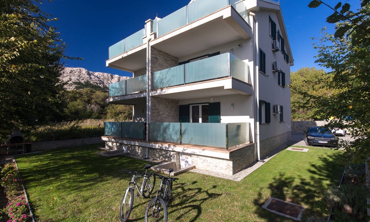 Jurandvor Apartment | One bedroom apartment with terrace Baška, Krk (A-19674-a)