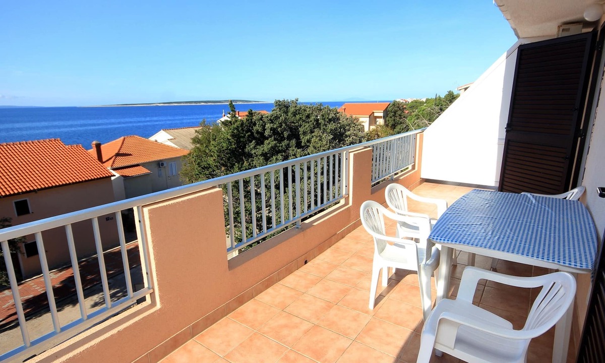 Mandre Apartment | One bedroom apartment with terrace and sea view Mandre, Pag (A-3557-a)