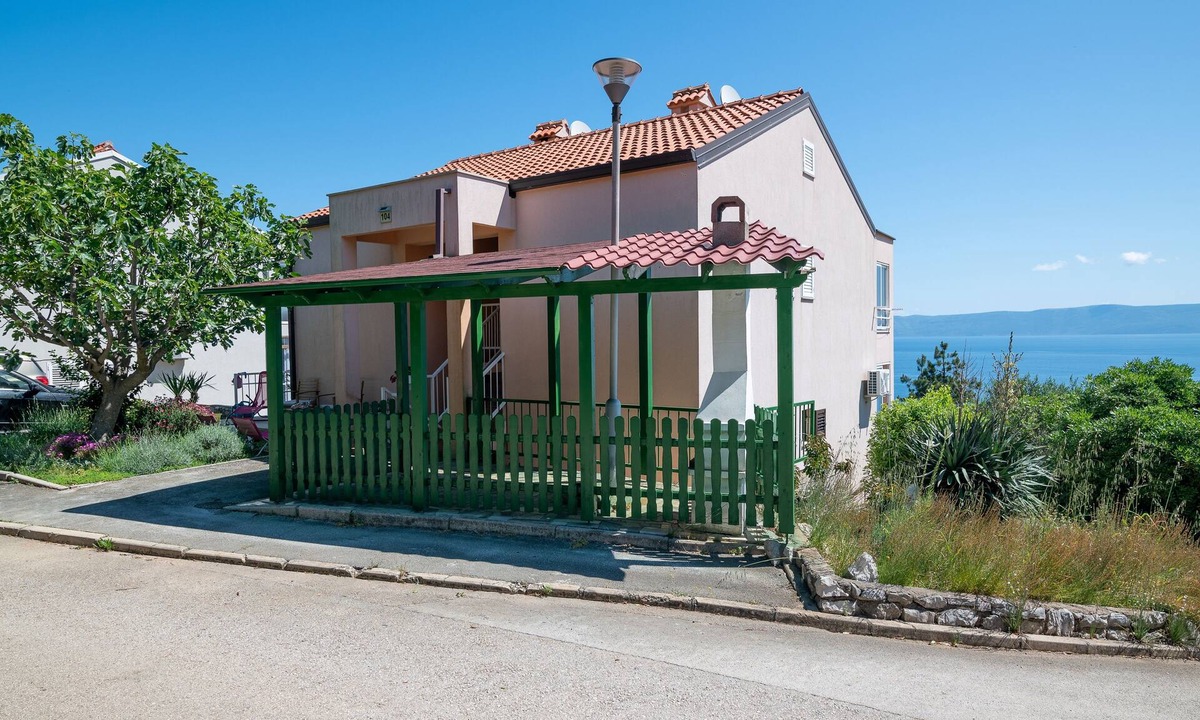 Ravni Apartment | One bedroom apartment with terrace and sea view Ravni, Labin (A-12891-a)