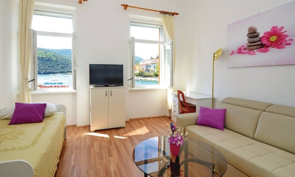 Rabac Apartment | One bedroom apartment with terrace Rabac, Labin (A-12308-a)