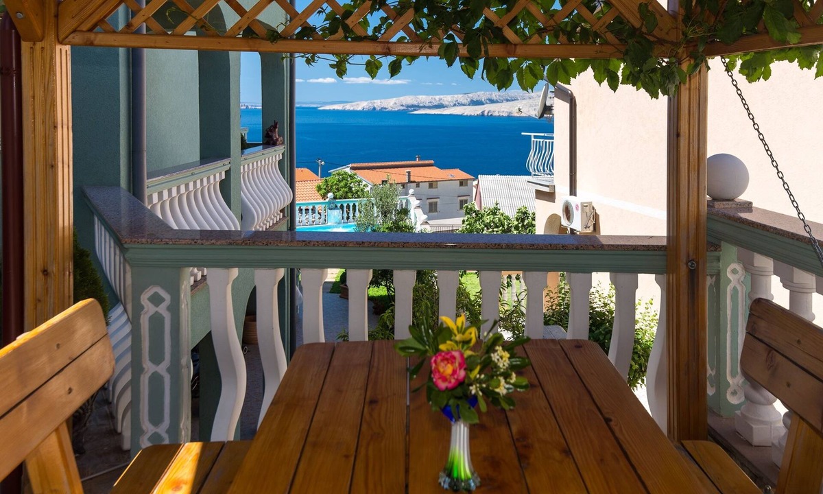 Senj Apartment | One bedroom apartment with a swimming pool Senj (A-23592-d)