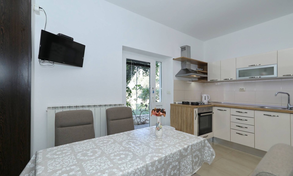 Kraj Apartment | One bedroom apartment with terrace Tkon, Pašman (A-8302-c)
