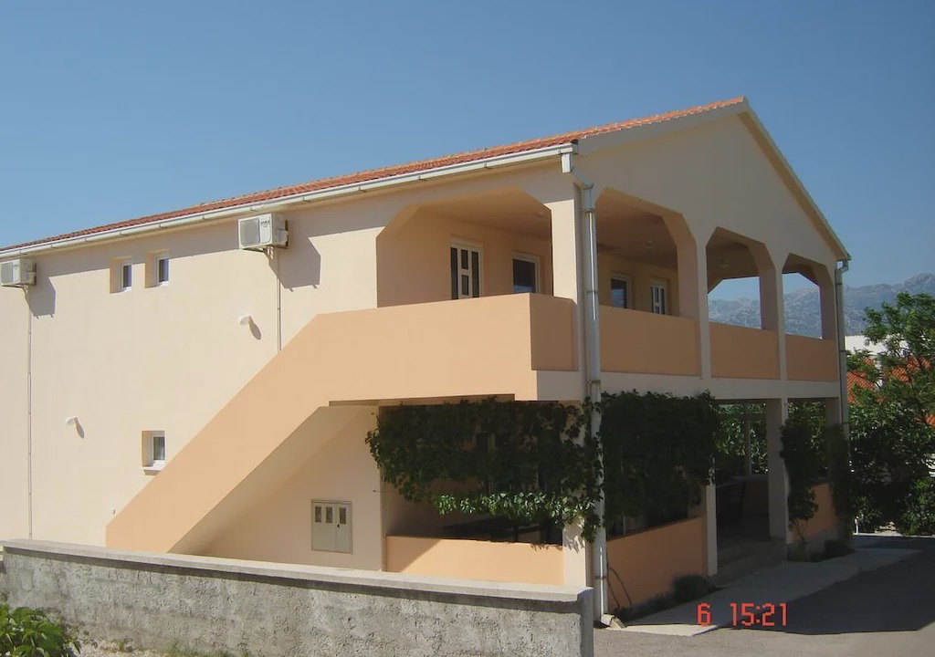 Razanac Apartment | One bedroom apartment with air-conditioning Ražanac, Zadar (A-13707-d)
