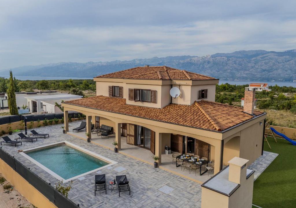Razanac House | Pecora Nera