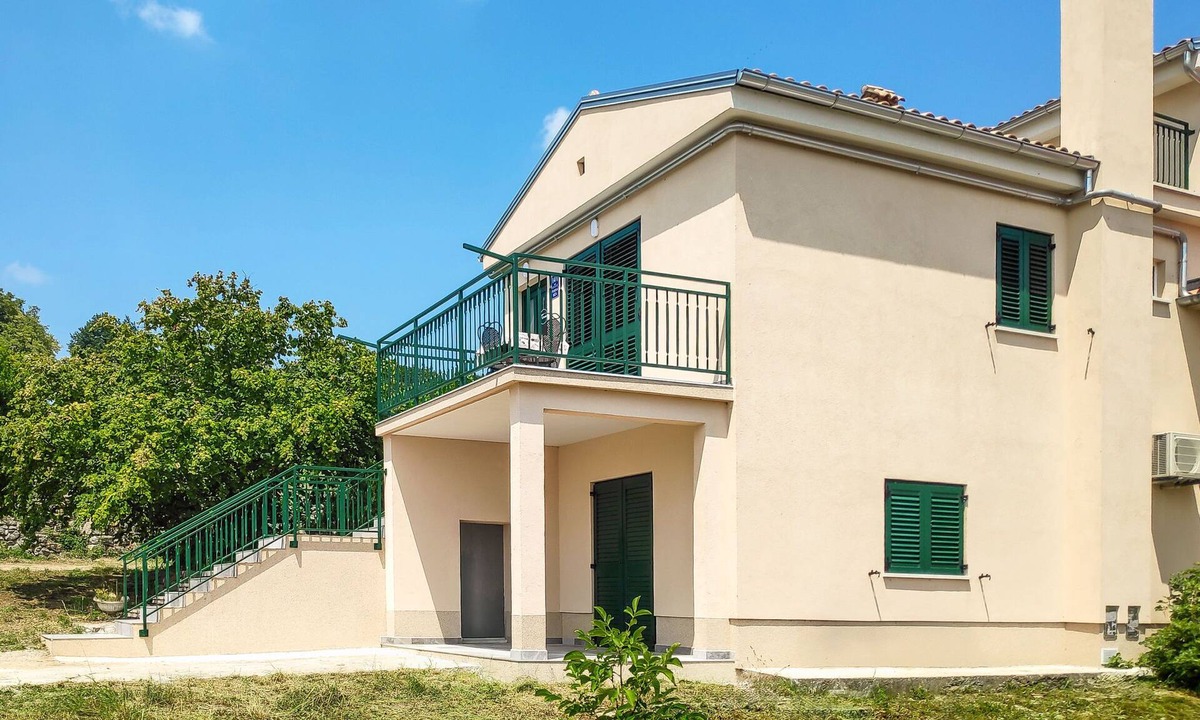 Zminj House | Perina Hiža by Interhome